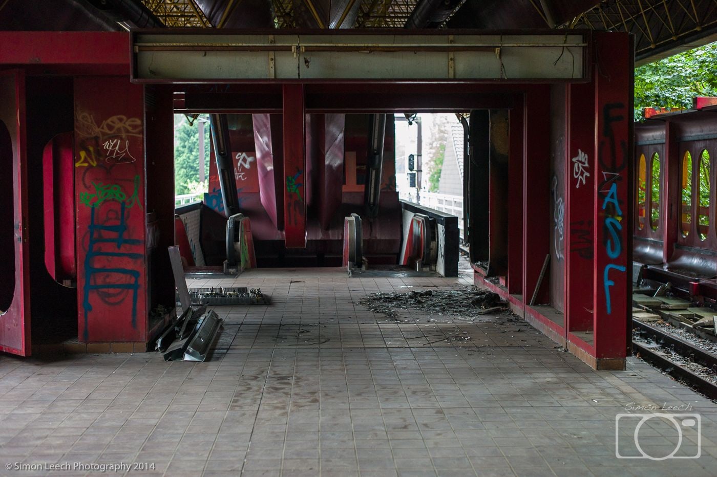 Charleroi. The ugliest city in the World? : June 2014 (15)